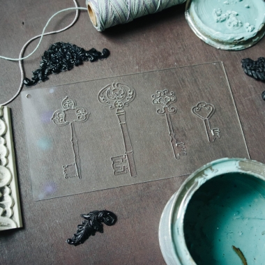 Трафарет - Винтажные четыре ключика